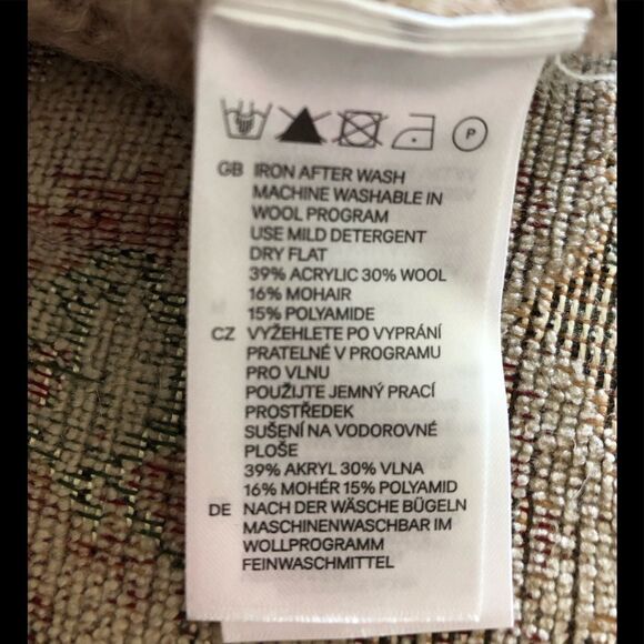 Comfy sweater by H&M in large - Picture 2 of 2